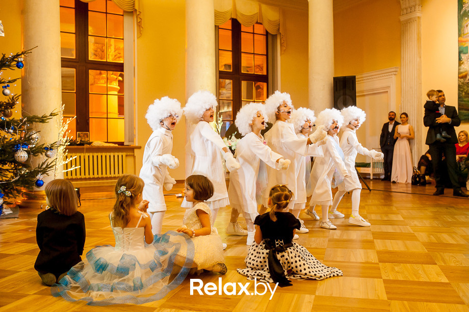 Семейный рождественский благотворительный бал Академии мюзикла "Ревю" - "Наши сердца", фото № 144