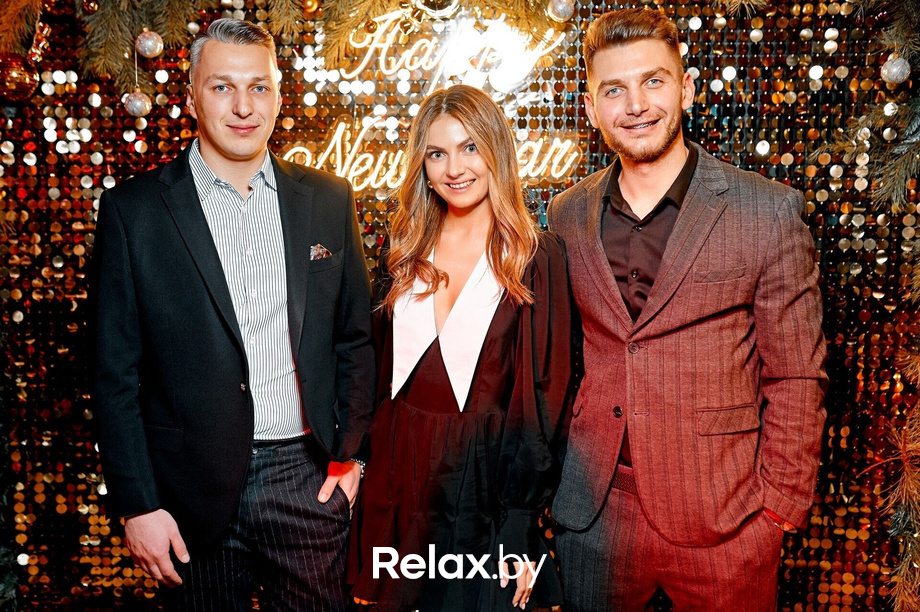 Предновогодние вечеринки в Ангелах, фото № 44