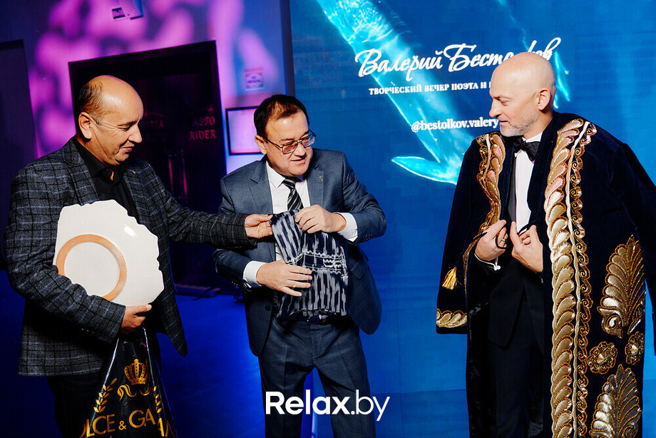 Творческий вечер поэта Валерия Бестолкова, фото № 59