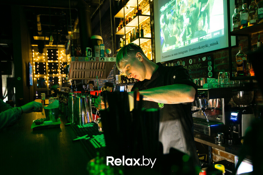 Счастливая суббота в баре «Острые козырьки», фото № 38