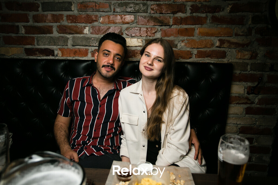 Пятница развратница в баре «Острые козырьки», фото № 1