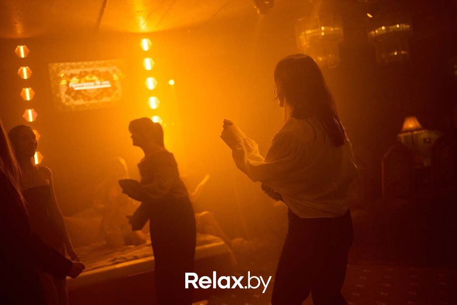 Второй день открытия караоке «Квартирник», фото № 4