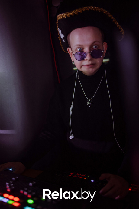 Friday LUXURIA LXR, фото № 1