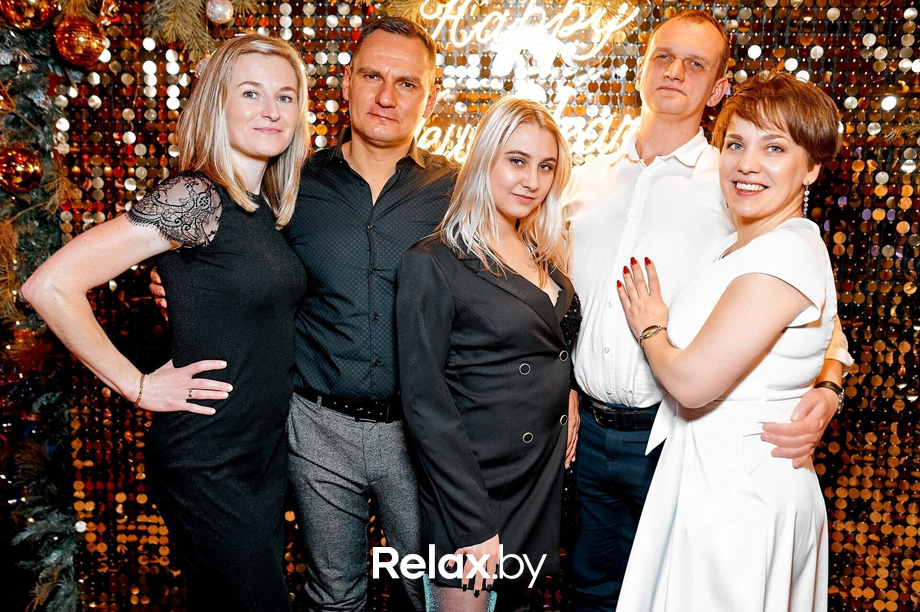 Предновогодние вечеринки в Ангелах, фото № 3