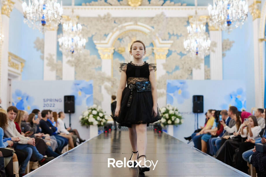KIDS' PODIUM на FASHION SHOW SPRING 2022, фото № 137