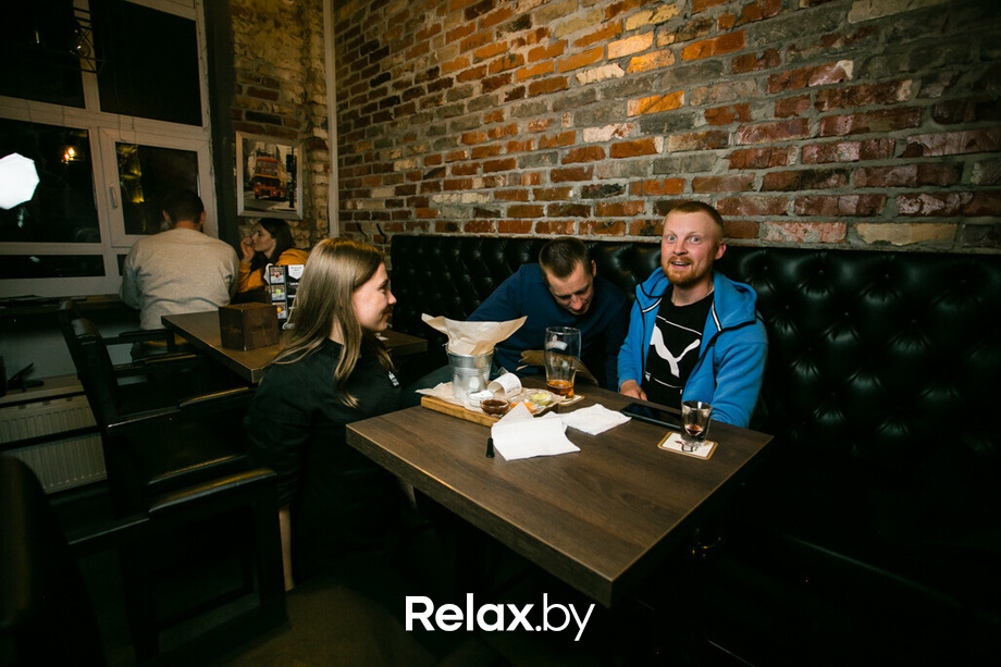 Счастливая суббота в баре «Острые козырьки», фото № 8