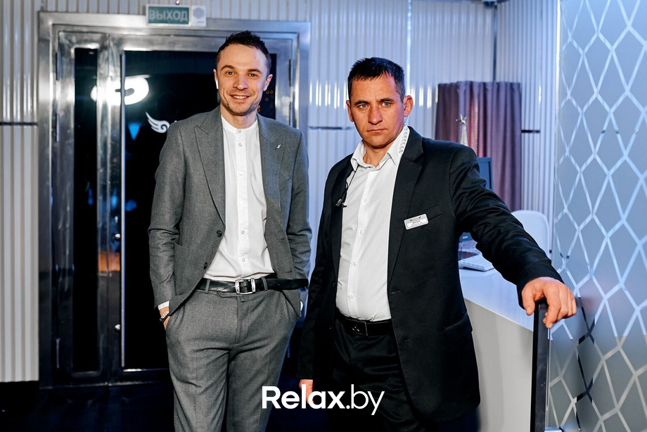 Предновогодние вечеринки в Ангелах, фото № 43