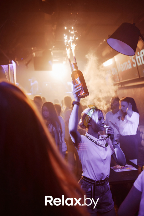 Champagne shower, фото № 31