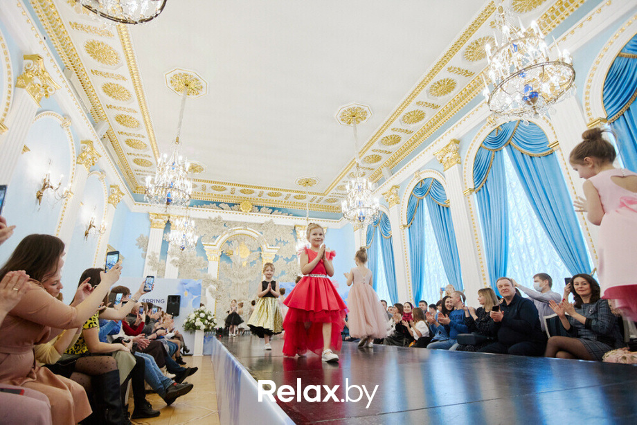 KIDS' PODIUM на FASHION SHOW SPRING 2022, фото № 84