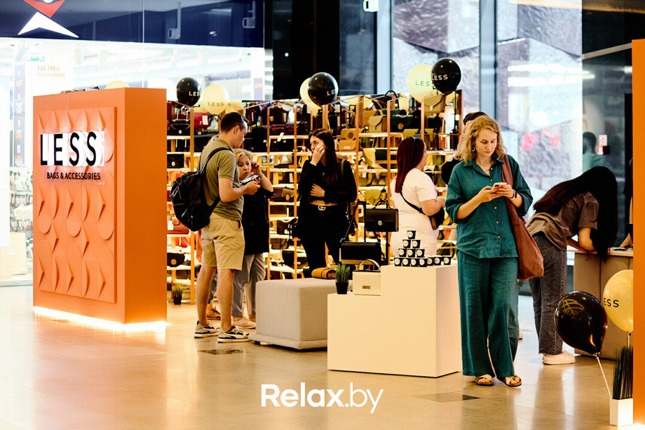 Открытие магазина LESS, фото № 7