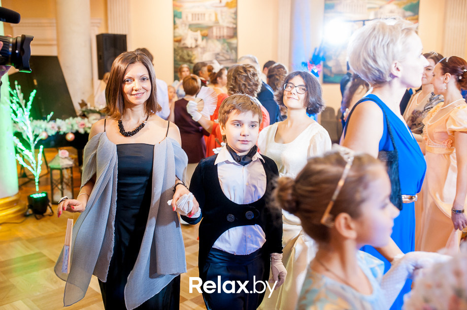 Семейный рождественский благотворительный бал Академии мюзикла "Ревю" - "Наши сердца", фото № 84