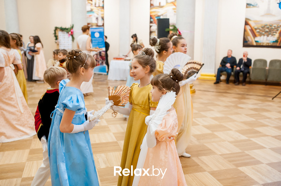 Семейный рождественский благотворительный бал Академии мюзикла "Ревю" - "Наши сердца", фото № 23