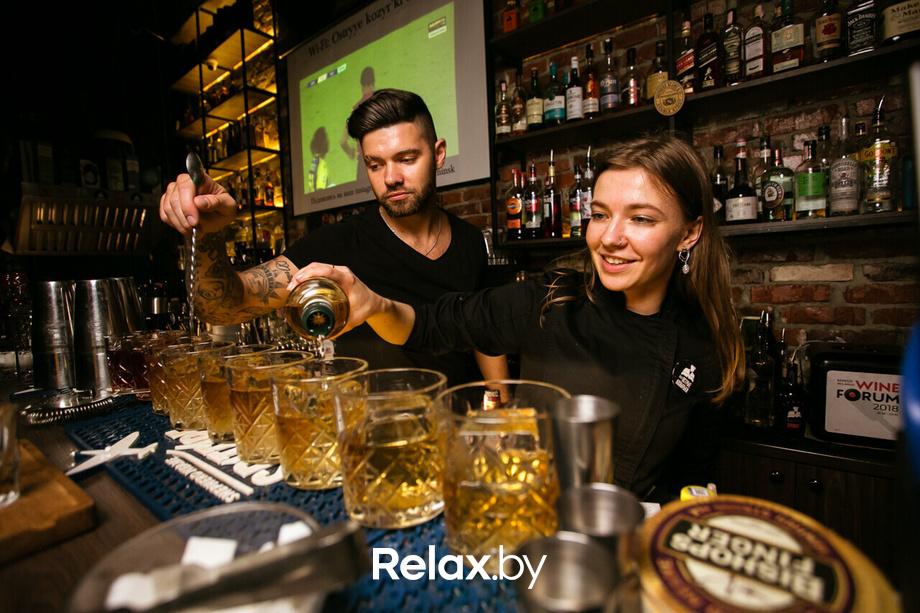 Пятница развратница в баре «Острые козырьки», фото № 23