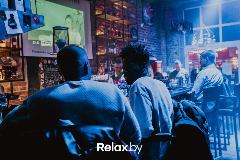 Пятница развратница в баре «Острые козырьки», фото № 18