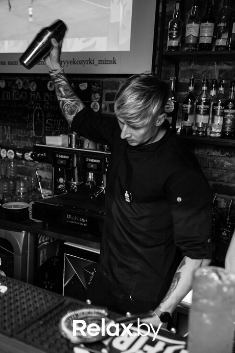 Счастливая суббота в баре «Острые козырьки», фото № 23