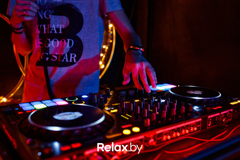 Пятница в кафе-баре «Есенин», фото № 39