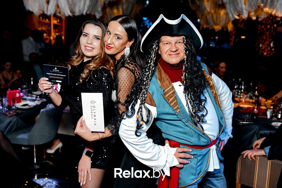 Предновогодние вечеринки в Ангелах, фото № 83