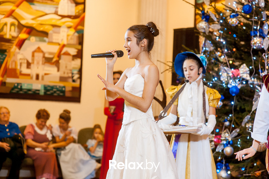 Семейный рождественский благотворительный бал Академии мюзикла "Ревю" - "Наши сердца", фото № 134