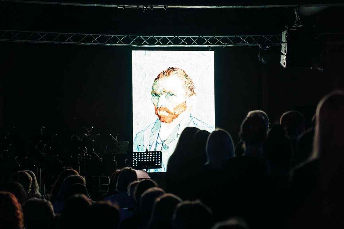 Яркие события, где искусство, вкус и магия соединяются. Куда пойти в будни в Минске?