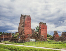 Комплекс оборонительных сооружений Кревский замок, Кревский замок - фото 1