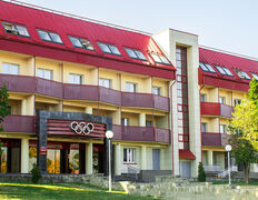 Республиканский центр олимпийской подготовки Стайки, Гостиницы - фото 1