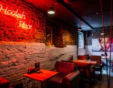 Бар-кальянная HookahPlace Lounge Bar Yakuba Kolasa (ХукаПлейс Лаунж Бар Якуба Коласа), Интерьер - фото 8