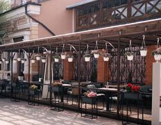 Ресторан Золотой лев, Вход и веранда - фото 3