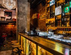 Бар-кальянная HookahPlace Lounge Bar Yakuba Kolasa (ХукаПлейс Лаунж Бар Якуба Коласа), Интерьер - фото 1