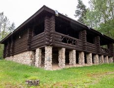Усадьба Бобровая хата, Заячья изба - фото 1