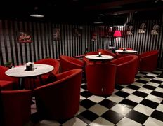 Кафе-бар Сплетни, Интерьер - фото 7