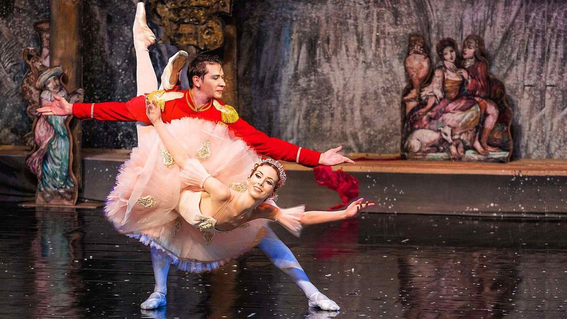 Премьеры, классика и современные арт-проекты. Куда пойти в будни в Минске?