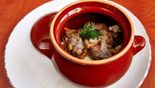 Beef Hot-Pot with Pearl Barley, Stewed with Potherbs in a Pot (300 g)
