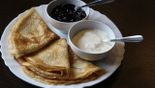 "Hearty Pancakes" with Homemade Berry Sauce and Sour Cream (300/50/50 g)