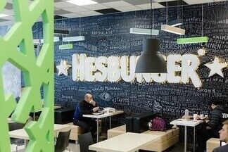 Еще больше фастфуда: первая точка финской сети Hesburger открылась в Минске