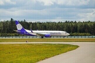 Фотофакт: Belavia представила новую ливрею самолета Boeing 737-800