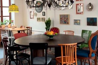 Хотите вступить в «Куриный клуб»? На Раковской открылось новое заведение с винтажным интерьером