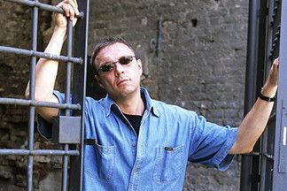 «Задолбало, Витя!» — белорусский писатель Виктор Мартинович о новом романе Пелевина