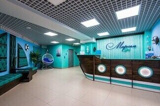Фотофакт: Новый салон красоты в морском стиле появился на улице Некрасова