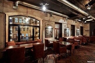 Индустриальный стиль и американская кухня. На Комсомольской, 12 открылся Facktory bar