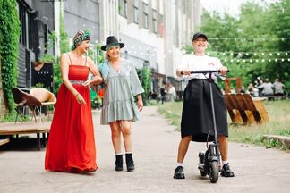 Посмотрите, какие прекрасные ageless-модели приглашают всех на городской пикник