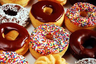 Первая пончиковая Donut Box открылась на проспекте Независимости