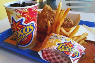 Instagram: как минчане ждут открытия Texas Chicken