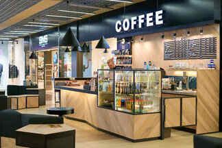 Фотофакт: Третья кофейня Lavazza открылась в «Замке»