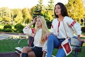Советы стилиста: где купить и  с  чем носить белорусскую вышиванку
