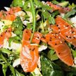 Салат с маринованным лососем (220 г)