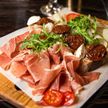 Закуска с пармской ветчиной (310 г)