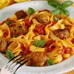 Тальятелле в соусе маринара с мясными фрикадельками (300 г)
