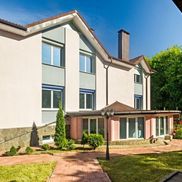 Green Hill - фото 1