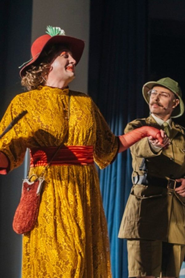 Спектакль «Здравствуйте, я ваша тётя!‎»‎