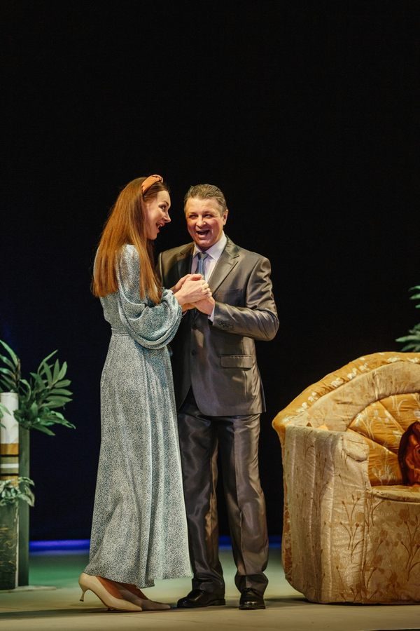 Спектакль «‎Две дюжины алых роз»‎